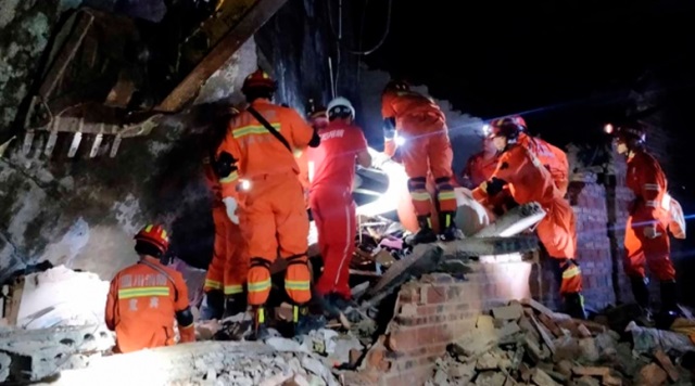 Terremoto en China deja 11 fallecidos y centenar de heridos