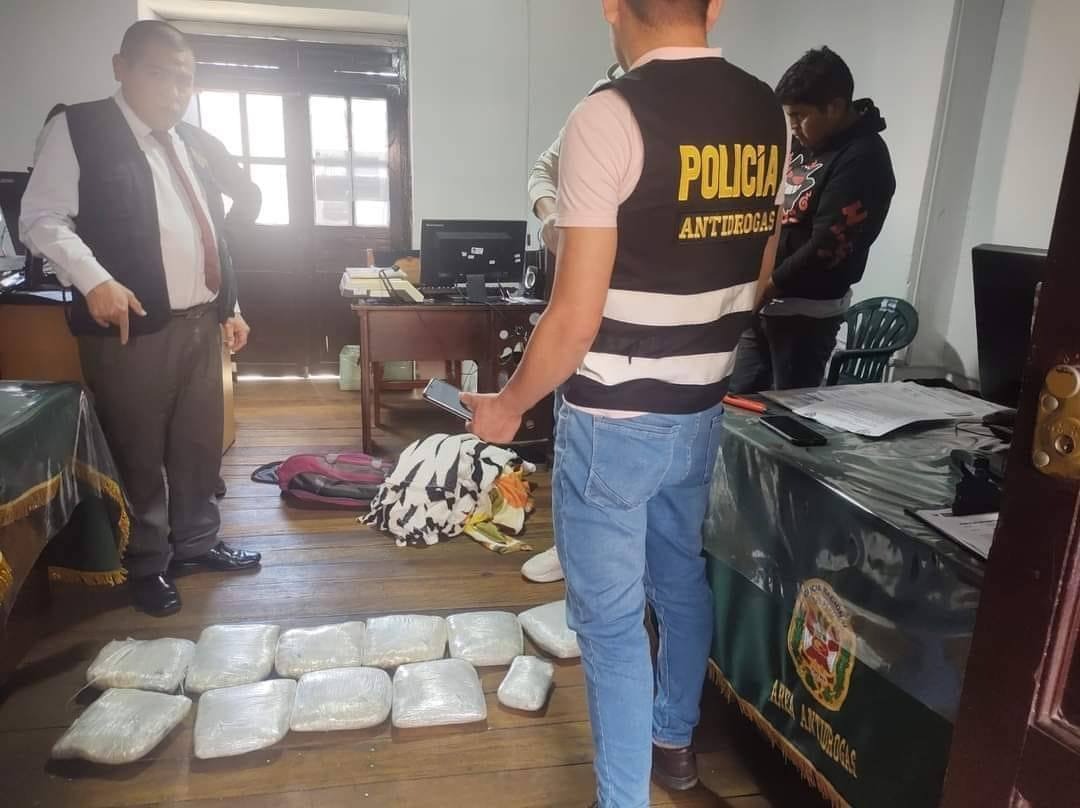 Operativo Policial en Pedro Ruiz incauta VeintiÃºn Kilogramos de Alcaloide de CocaÃ­na