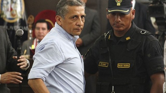 Antauro Humala ofrece fusilar a su hermano Ollanta