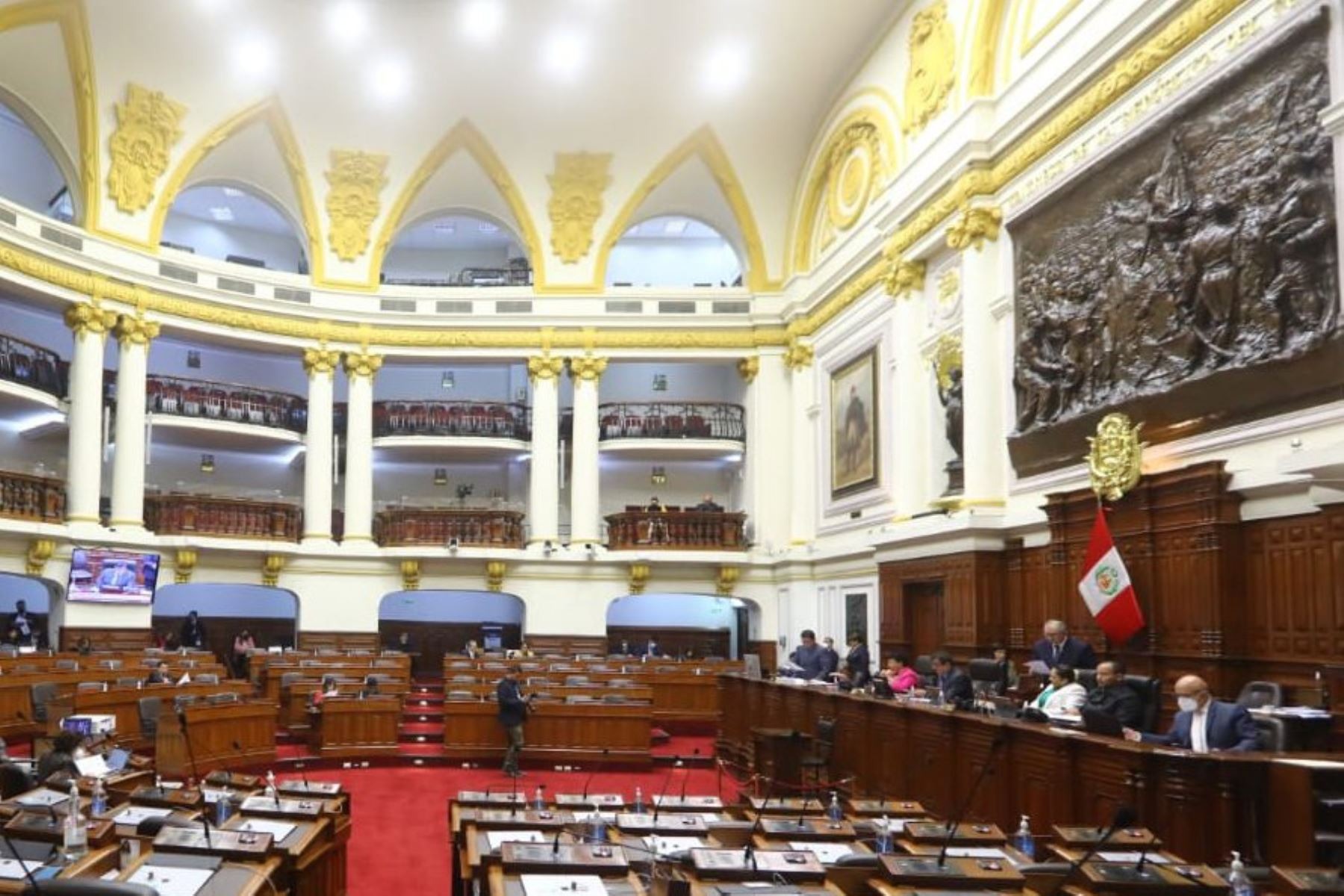 Congreso: pleno aprueba iniciativa que regula el ejercicio del derecho de rectificación