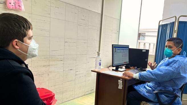 Hospital Santa Rosa marca historia en el tratamiento del asma grave con terapia biológica