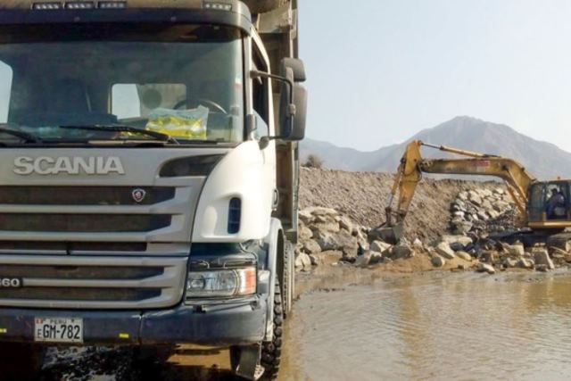 Cajamarca: Ministerio de Vivienda continúa trabajos para reforzar dique en río Chicama