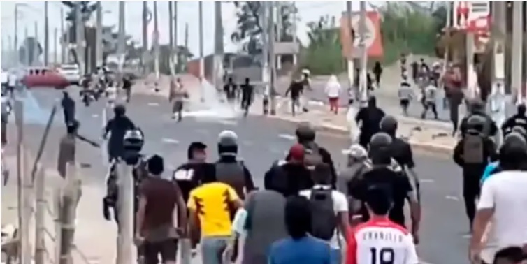 Ica: Ciudadanos salen a las calles para apoyar a la policía y hacen huir a vándalos