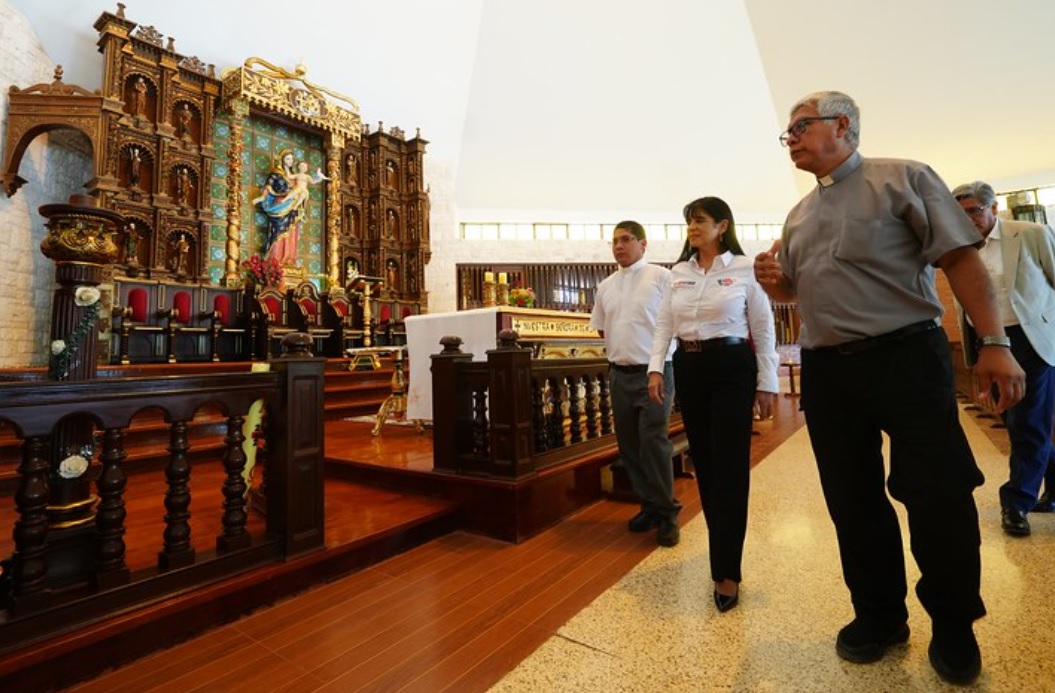 Ministra León anunció en Chiclayo la instalación de una mesa técnica para la «Ruta Turística del Papa León XIV»