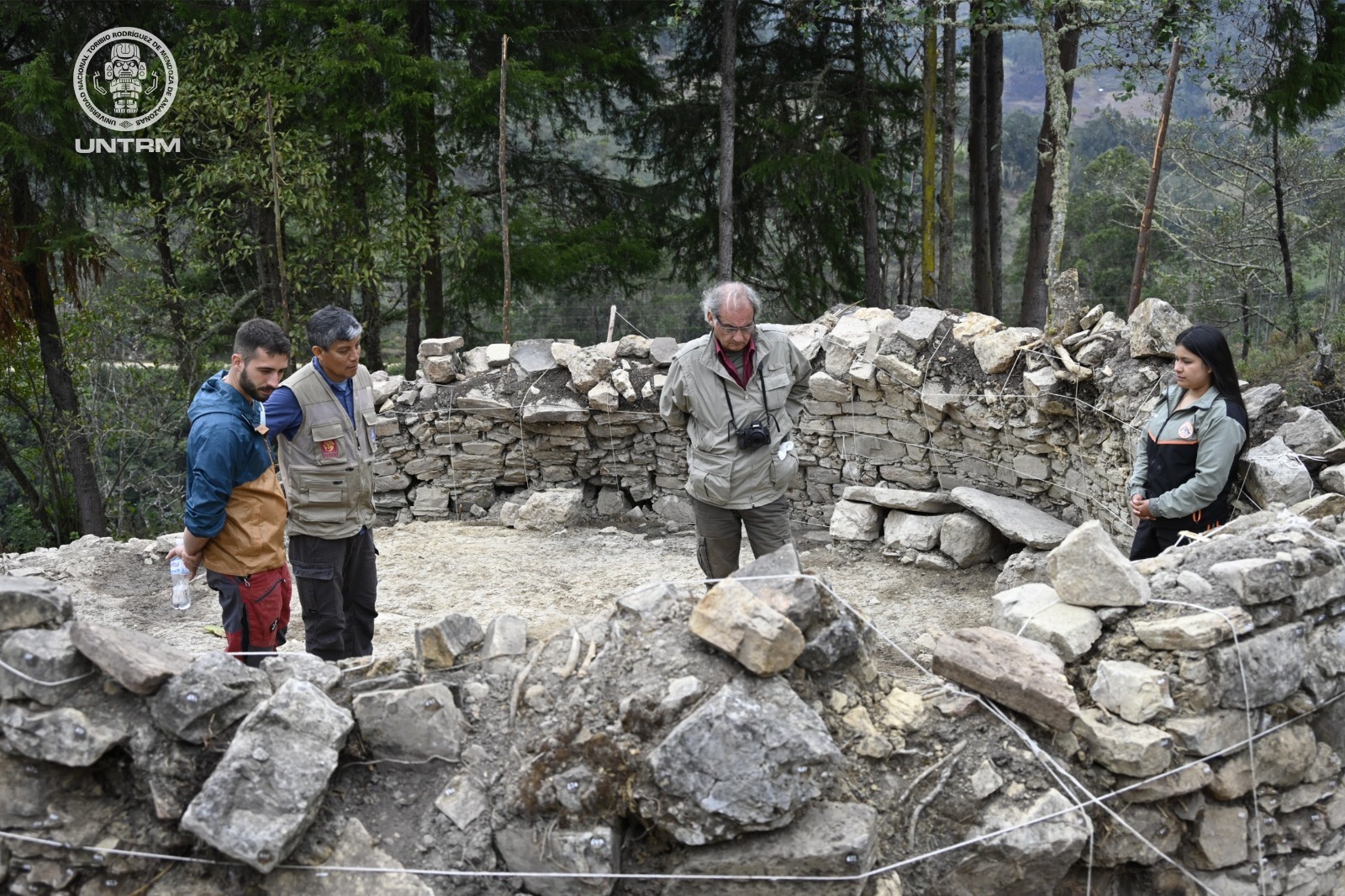 Chachapoyas: Dr. Felipe Criado Intercambia Conocimientos en Excavaciones Arqueológicas del Proyecto «Xalca Grande»