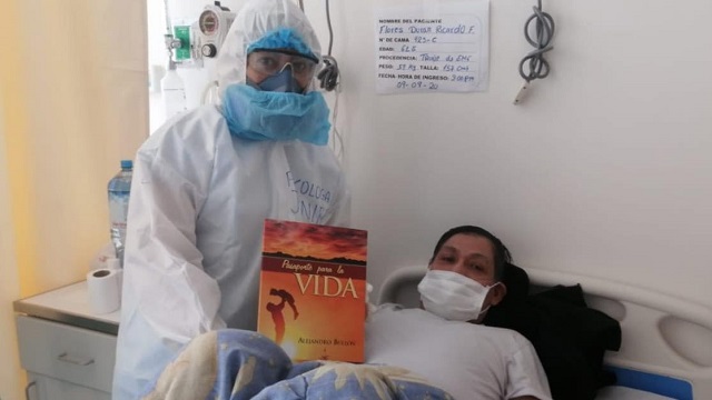 Dona un libro, una idea solidaria para los pacientes COVID-19 del Hospital Emergencia Ate Vitarte
