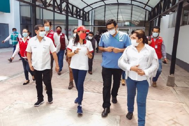 Ministra Donayre supervisó en la región San Martín la atención de la emergencia sanitaria