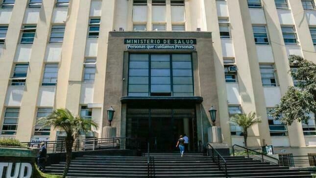 Minsa denuncia que empresa que ganó licitación de ambulancias no las entrega hace más de seis meses