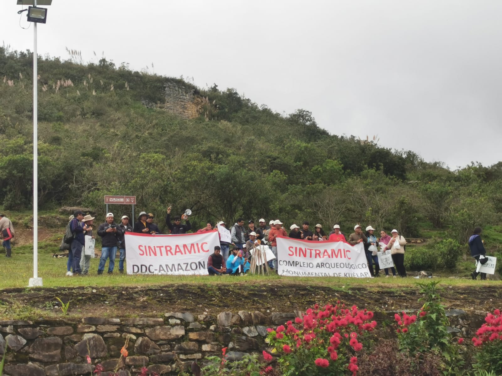 KuÃ©lap: Trabajadores Estatales realizan Paro de 48 horas en KuÃ©lap por cambios laborales