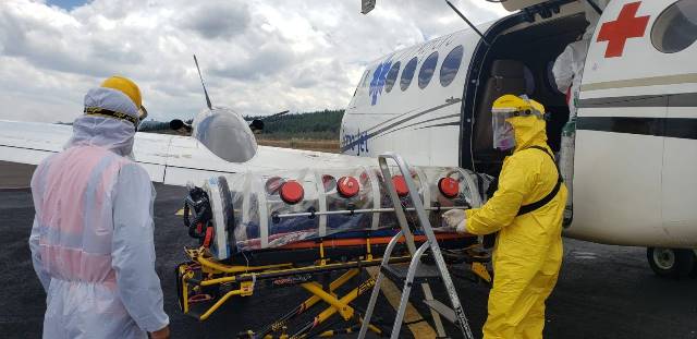 Trasladan a medico desde Essalud Amazonas hacia hospital Edgardo Rebagliati