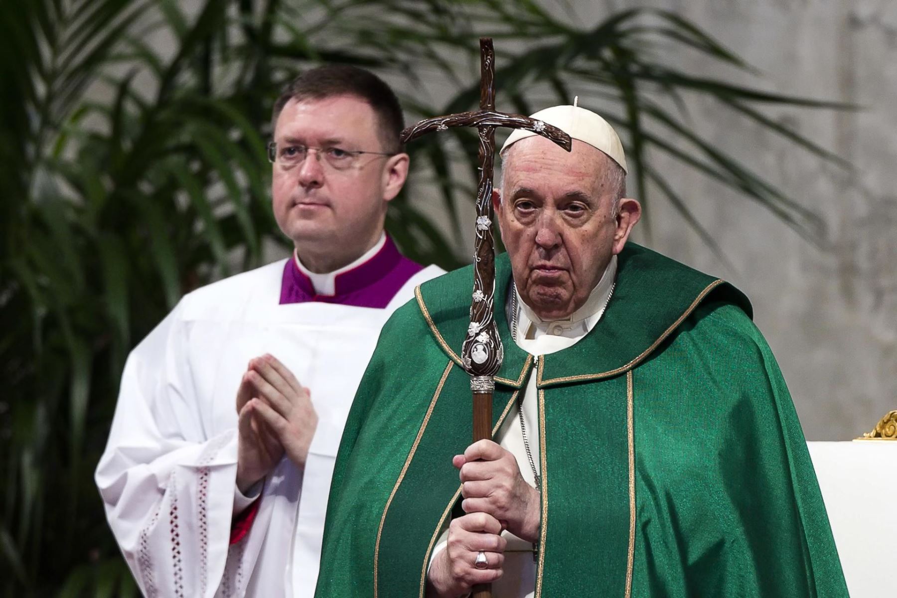 El papa dice que «la pobreza es un escándalo» y pide que se escuche su «grito de dolor»