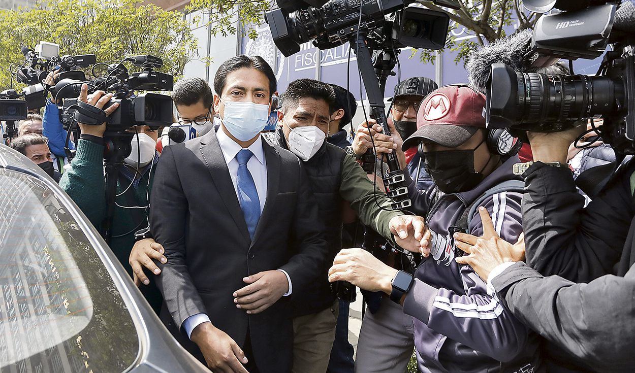 Congreso: Freddy DÃ­az se burla de suspensiÃ³n