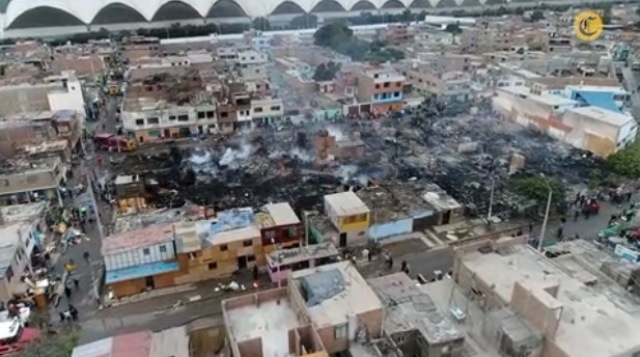 Callao: una cuadra quedÃ³ en cenizas por incendio en asentamiento humano