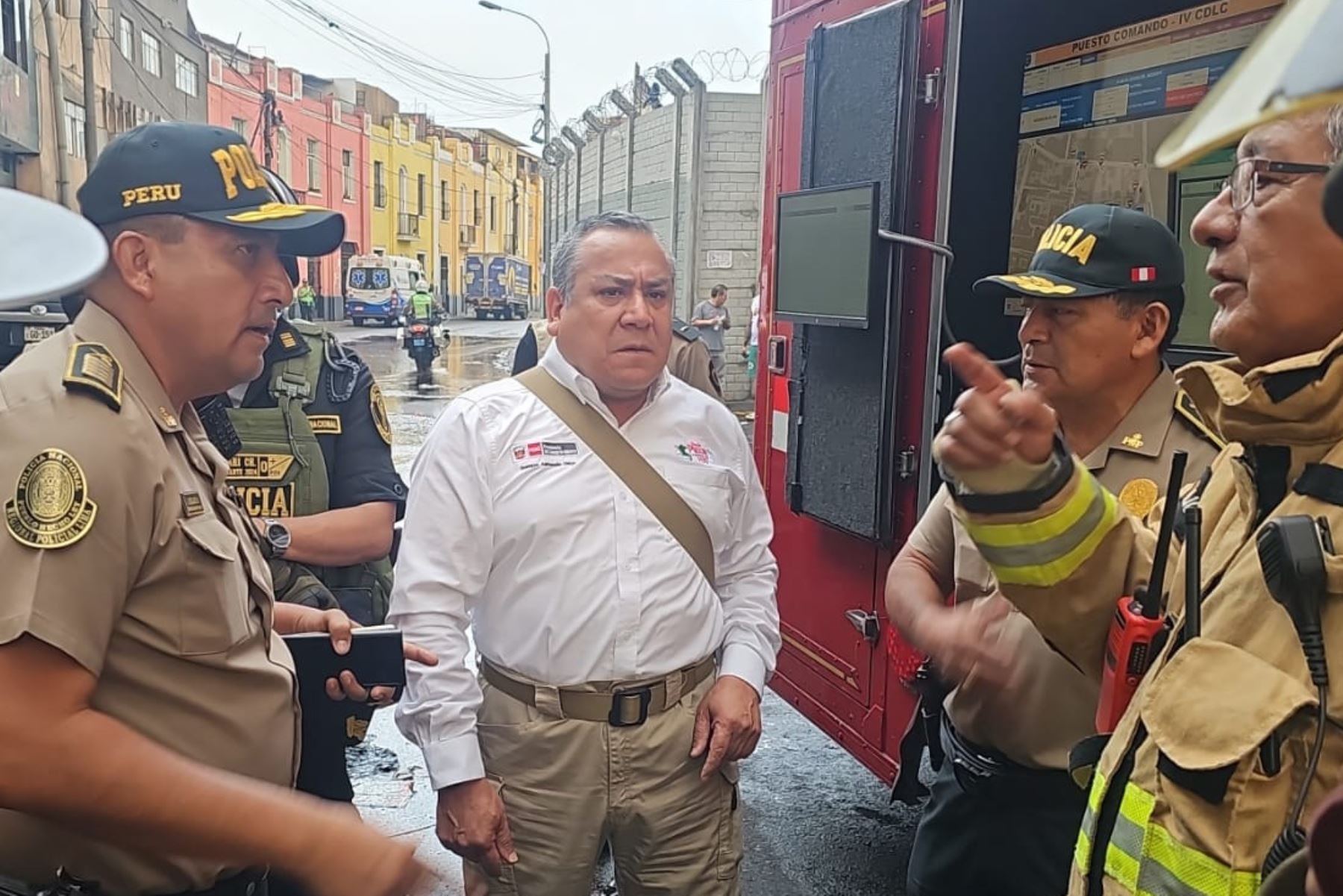 Las impresionantes imÃ¡genes aÃ©reas del incendio en Mesa Redonda [FOTOS]