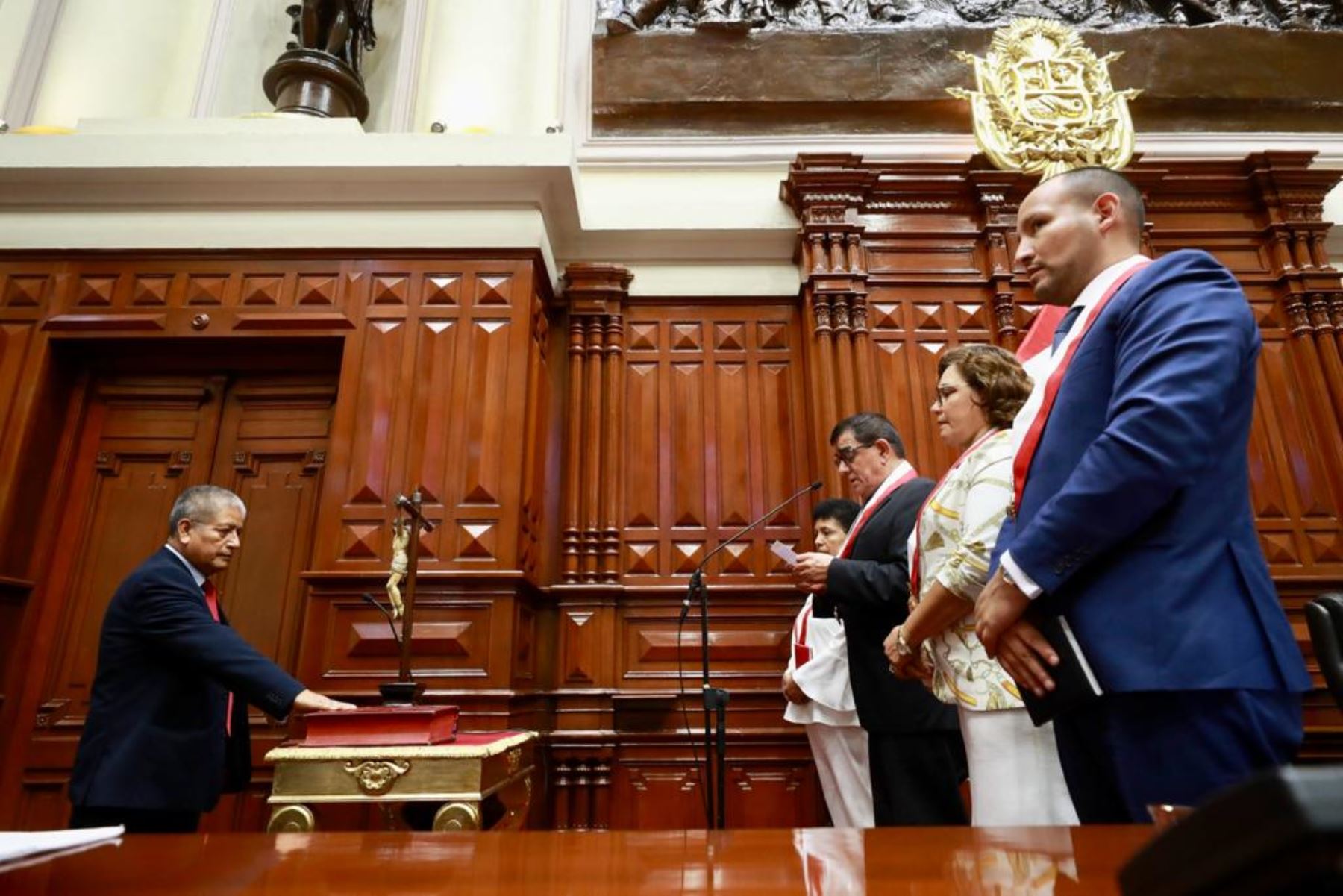 Congreso: Isaac Mita juró como nuevo congresista por Tacna
