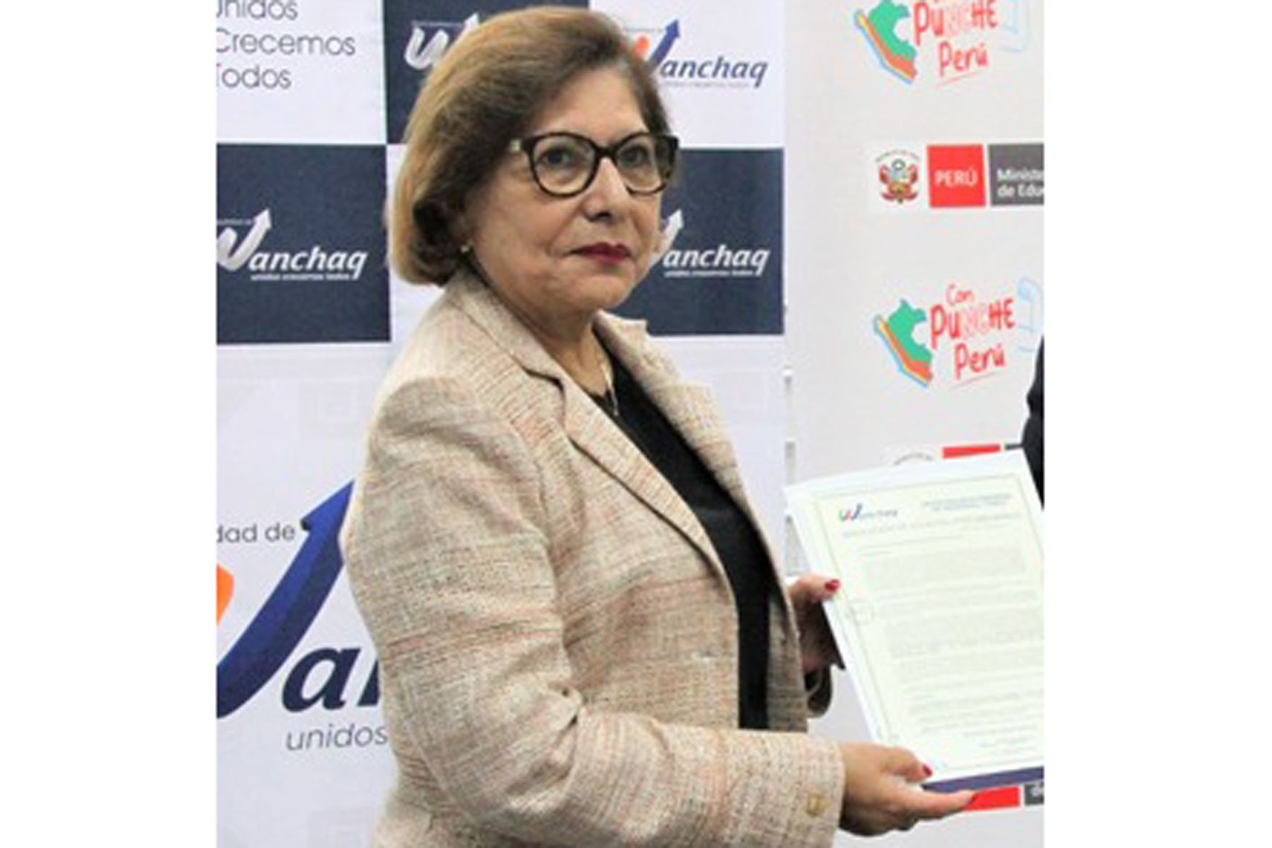 Ejecutivo designÃ³ a MarÃ­a Esther Cuadros Espinoza como viceministra de GestiÃ³n PedagÃ³gica