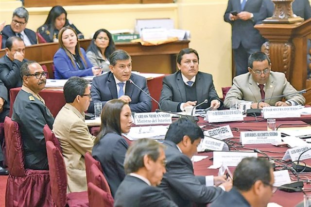 Hay identificados 700 extranjeros en Perú con antecedentes policiales