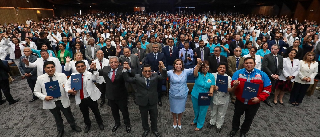 Más de 18 000 trabajadores asistenciales de salud han sido nombrados por este Gobierno en solo dos años