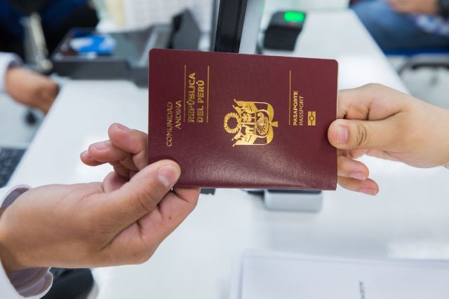 Congreso: aprueban proyecto que amplÃ­a a 10 aÃ±os la vigencia de pasaporte electrÃ³nico