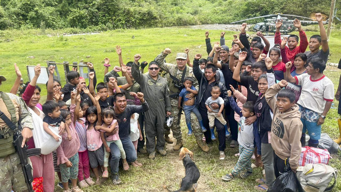 Rescatan a 53 integrantes de comunidad nativa en Amazonas desplazados por mineros ilegales