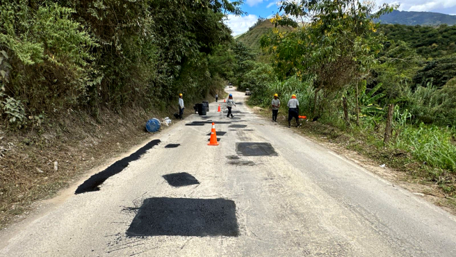 MTC realiza mantenimiento en el corredor vial Chachapoyas – El Tingo en Amazonas