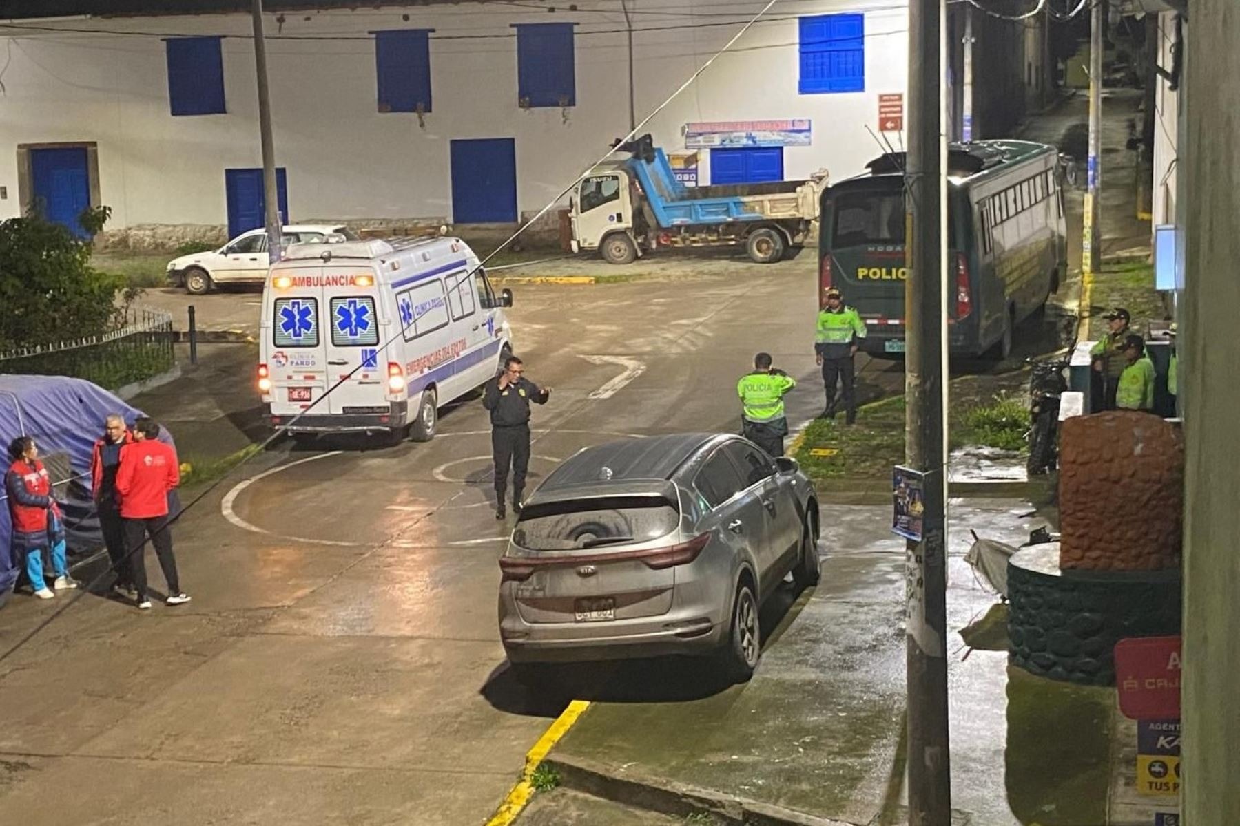 Cusco: 26 turistas quedan atrapados en el nevado Salkantay por deslizamiento