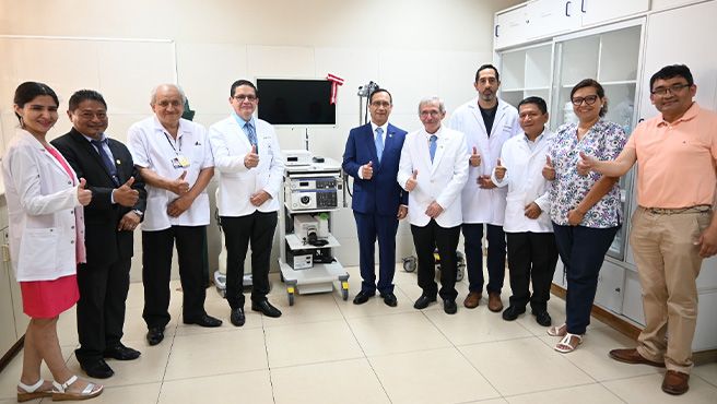 Avance tecnolÃ³gico en salud: hospital Cayetano Heredia incorpora torre de video de Ãºltima generaciÃ³n para endoscopia y colonoscopÃ­a
