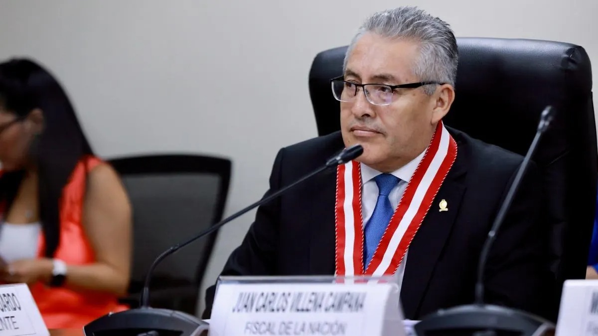 Fiscal Juan Carlos Villena involucrado con «hermanito» Hinostroza