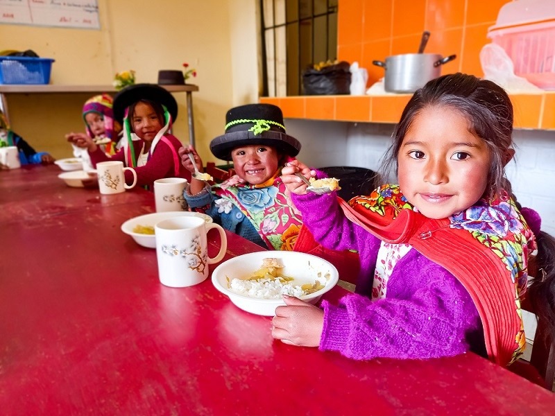 Ministerio de Desarrollo e Inclusión Social incorporó a más de 2600 colegios al servicio alimentario escolar del programa Wasi Mikuna