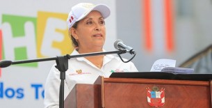 Dina Boluarte anuncia ley para expulsar empresas extranjeras corruptas: «Nunca más vuelvan a trabajar en el Perú»