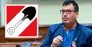 Acción Popular expulsará al congresista Edwin Martínez por votar en contra de la reelección de alcaldes y gobernadores