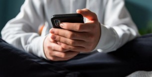 Casi la mitad de los adolescentes en EE.UU. cree que las redes sociales afectan negativamente su salud mental
