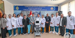 Minsa entregó a Hospital Regional de Lambayeque ecógrafo de última generación