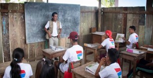 Petroperú refuerza aprendizaje en alumnos de la Selva con su programa «Jinkay»