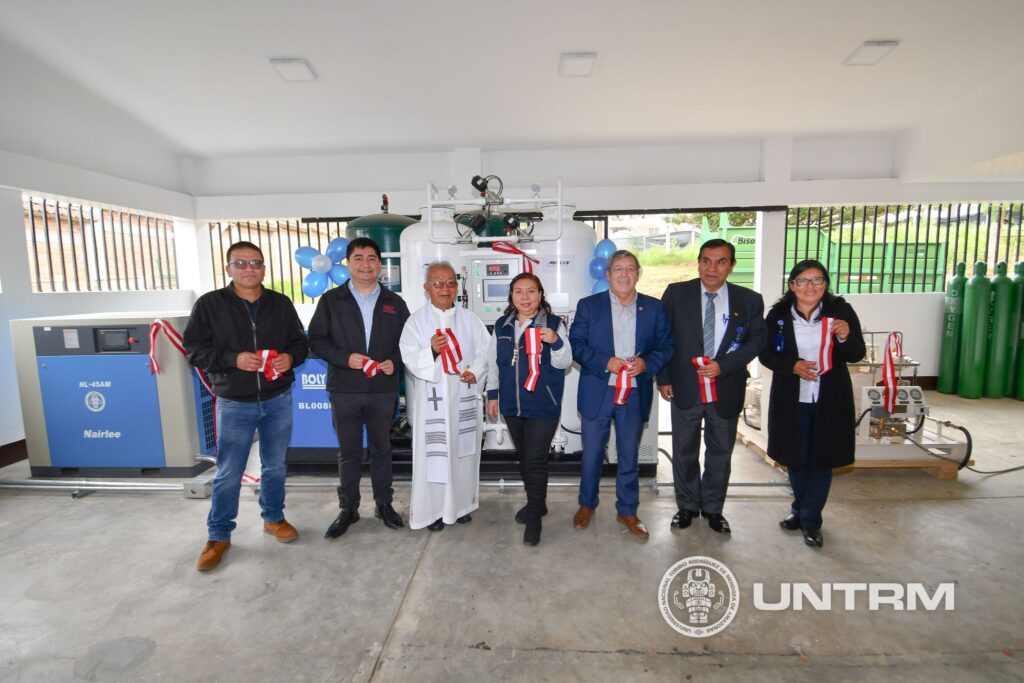 Inauguran moderna Planta de oxí­geno en la UNTRM - Reina de la Selva